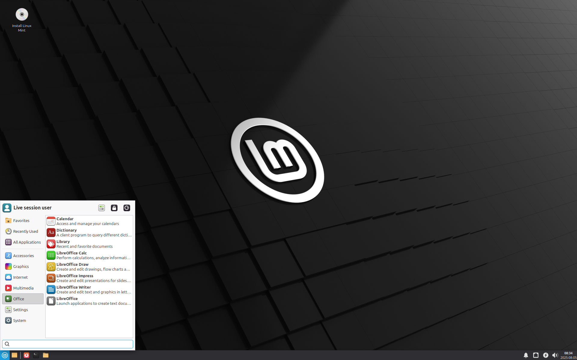 linuxmint-22.2-xfce-64bit.iso screenshot 1