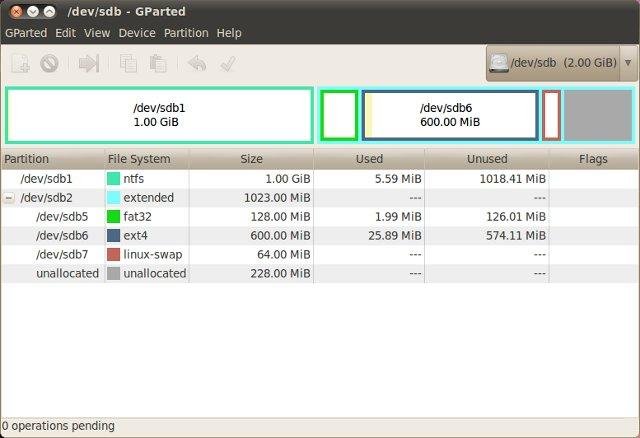 Gparted Live 1.5.0-2 amd64 ISO screenshot 1
