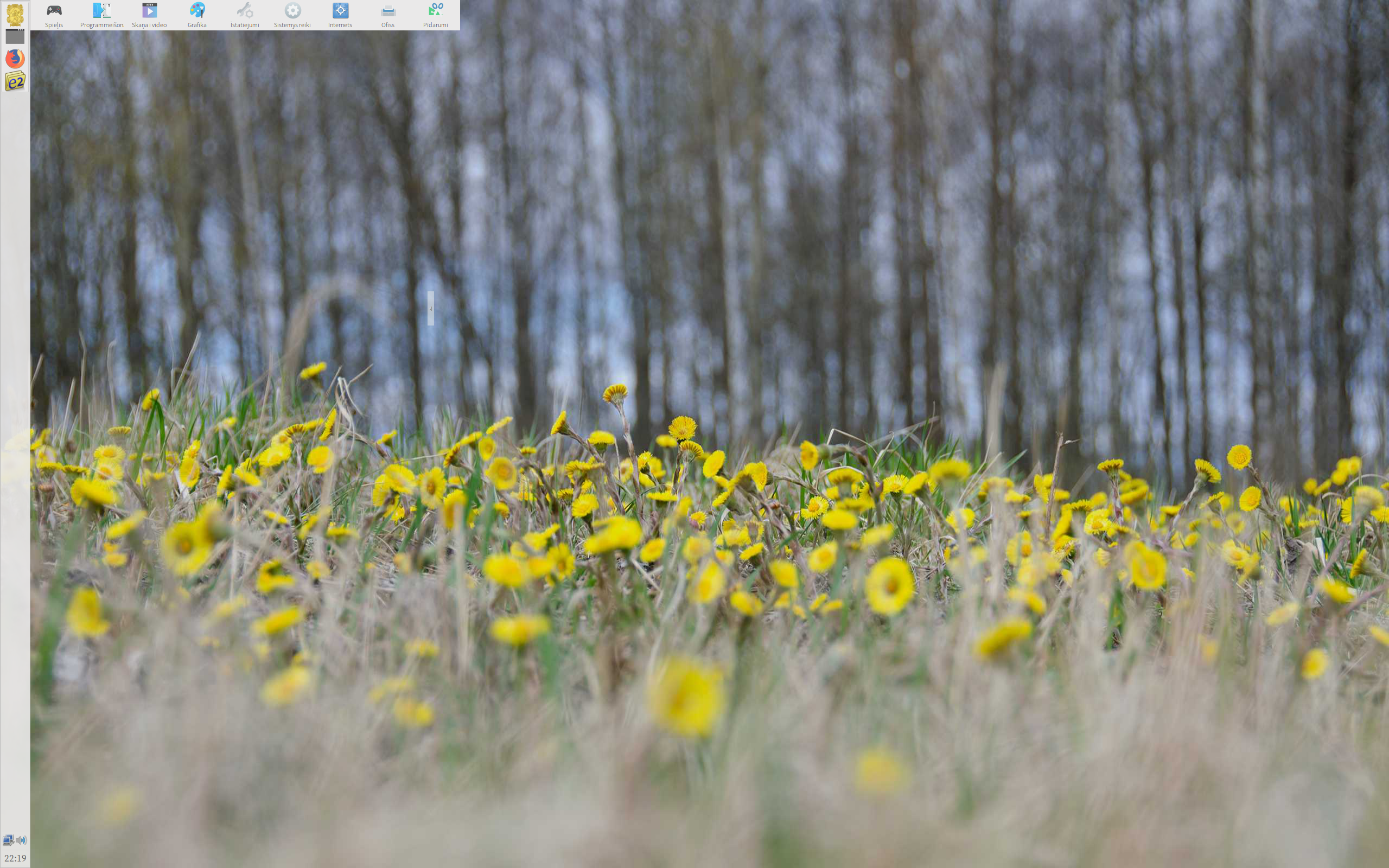 austrumi64-5.2.3.iso screenshot 1
