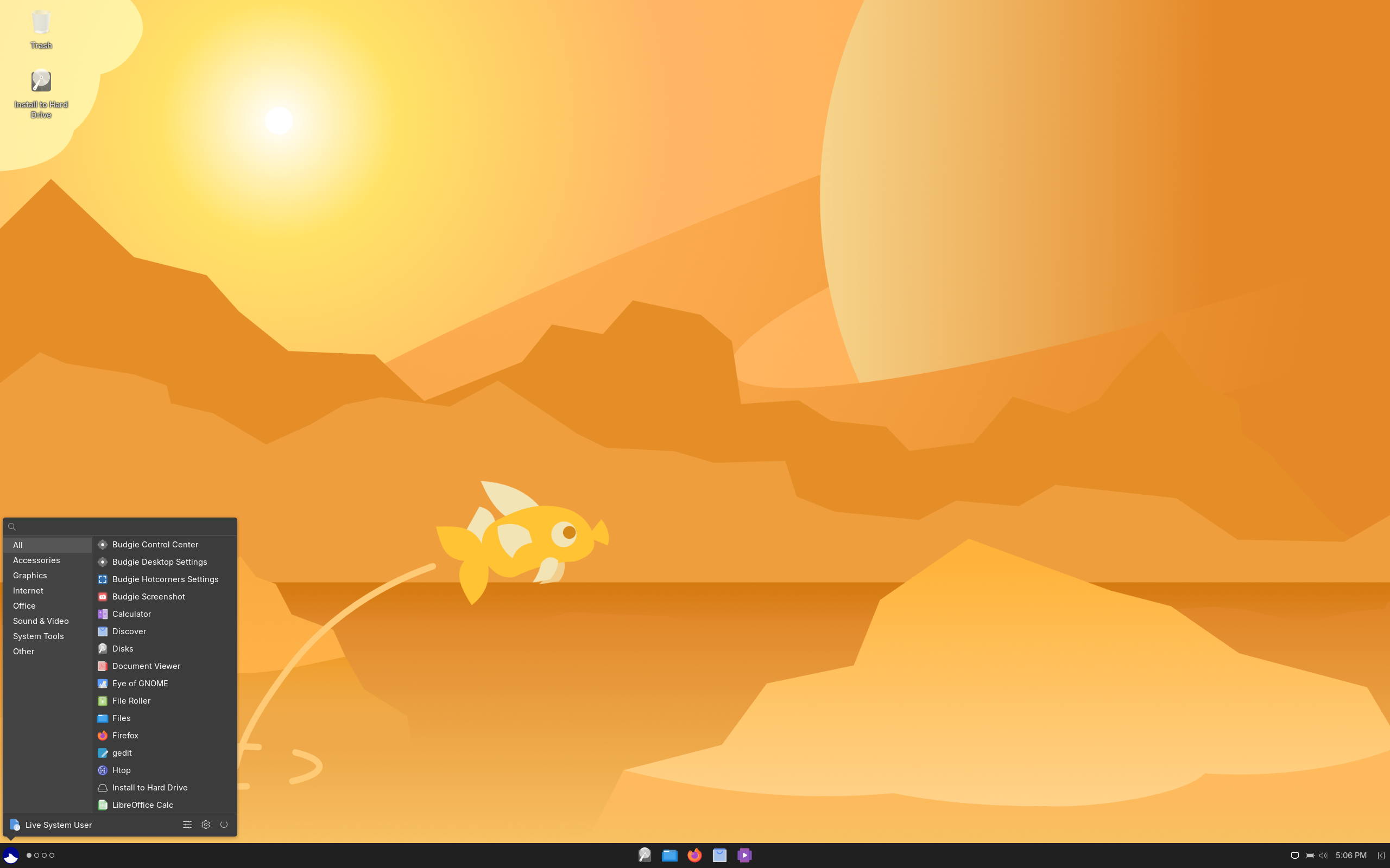 ultramarine-xfce-42-live-anaconda-x86_64.iso screenshot 1